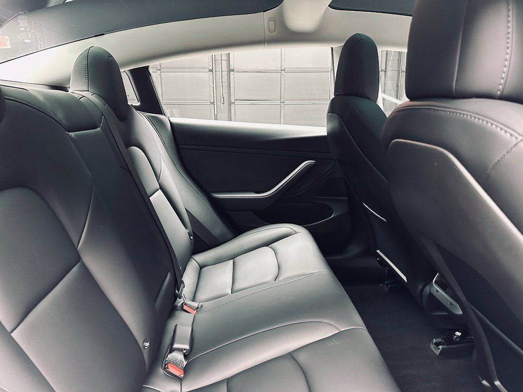 Used 2018 Tesla Model 3 Long Range RWD image 20