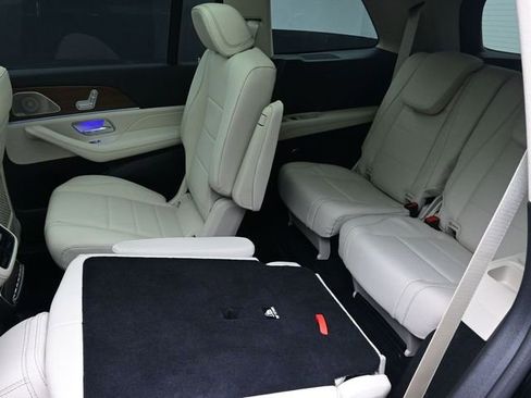 New 2026 Mercedes-Benz GLS 450 4MATIC image 22