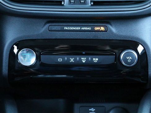 New 2025 Ford Escape SE image 26