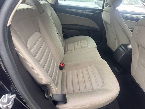 Used 2019 Ford Fusion S FWD image 19