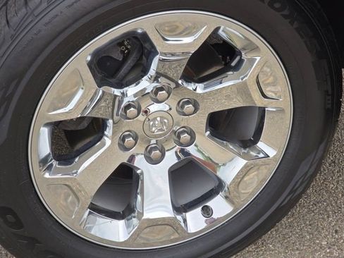 Used 2019 RAM 1500 Big Horn AWD/4WD image 33
