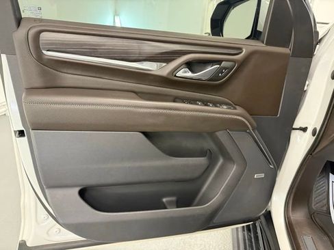 Used 2022 GMC Yukon Denali image 14