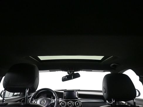 Used 2019 Mercedes-Benz GLC 300 4MATIC Coupe image 9