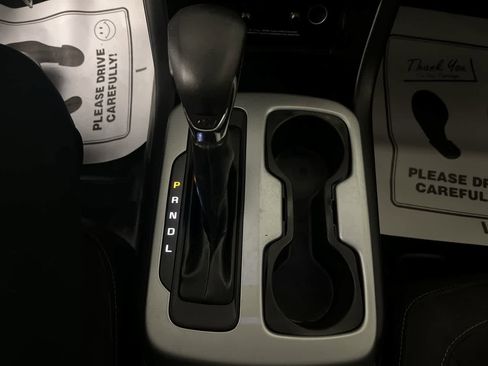 Used 2022 Chevrolet Colorado LT w/ Fleet Safety Package image 22