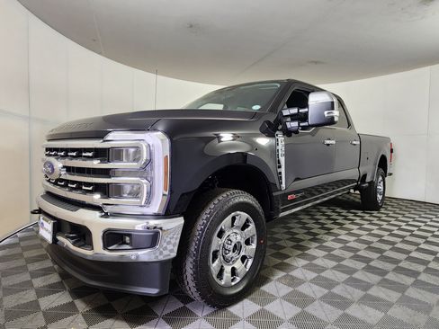 New 2026 Ford F350 Lariat w/ Lariat Ultimate Package image 3
