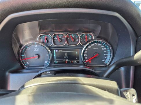 Used 2018 Chevrolet Silverado 1500 LT image 39