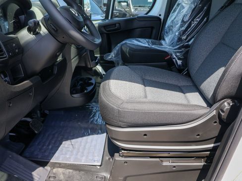 New 2026 RAM ProMaster 3500 w/ Convenience Group FWD image 4