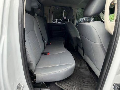 Used 2017 RAM 1500 Express AWD/4WD image 29