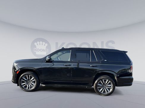 Used 2023 Cadillac Escalade Sport AWD/4WD image 2
