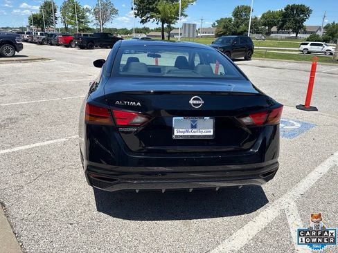 Used 2024 Nissan Altima 2.5 S FWD image 22
