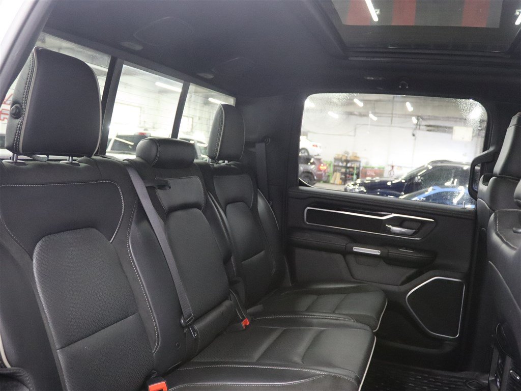 Used 2021 RAM 1500 Laramie AWD/4WD image 19