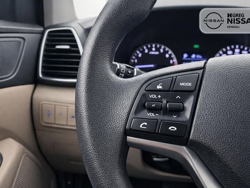 Used 2020 Hyundai Tucson SE w/ Cargo Package FWD image 10