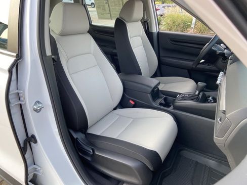 Used 2023 Honda CR-V LX image 20