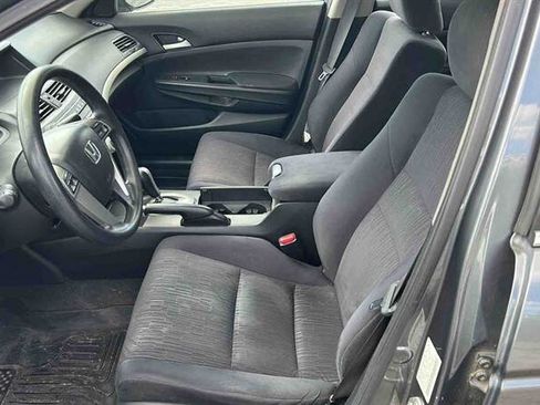 Used 2011 Honda Accord LX-P image 11