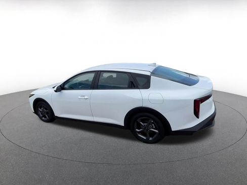 Used 2025 Kia K4 FWD image 10