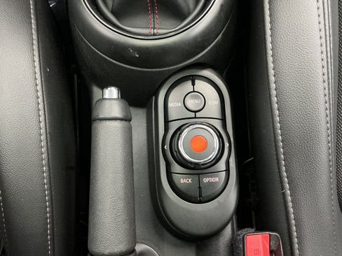 Used 2019 MINI Cooper S FWD image 34