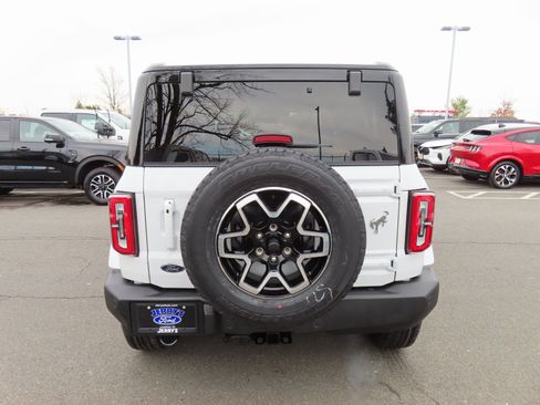 New 2025 Ford Bronco Outer Banks image 5
