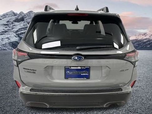New 2025 Subaru Forester Limited image 4