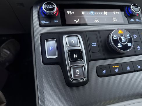 Used 2025 Hyundai Palisade Calligraphy image 25