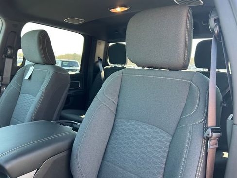 New 2026 RAM 2500 Big Horn AWD/4WD image 13
