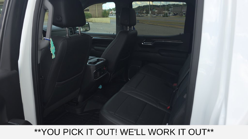 Used 2023 GMC Sierra 1500 SLT w/ SLT Premium Plus Package AWD/4WD image 23