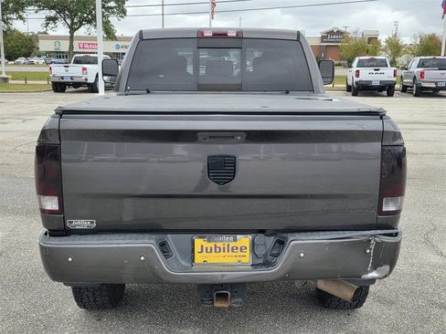 Used 2018 RAM 3500 Big Horn image 3