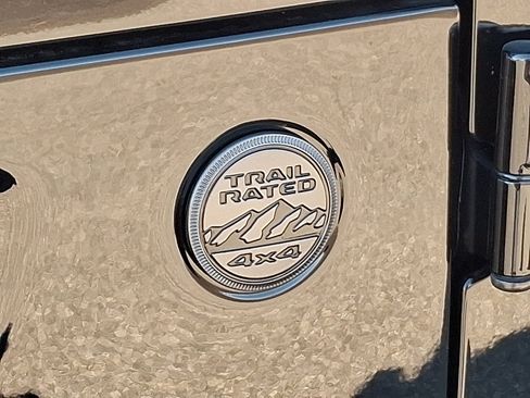 Certified 2024 Jeep Gladiator Sport image 29