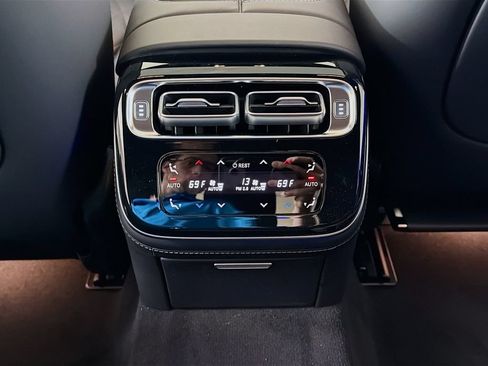 New 2026 Mercedes-Benz S 580 4MATIC Sedan image 28