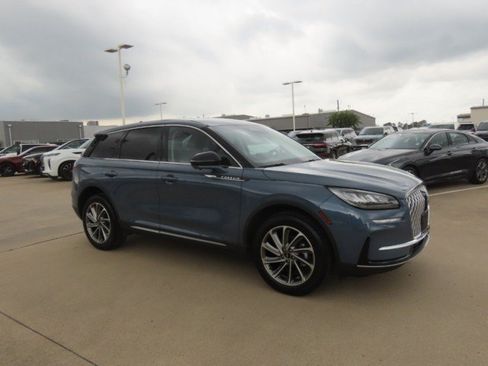 Used 2024 Lincoln Corsair FWD w/ Equipment Group 101A image 6