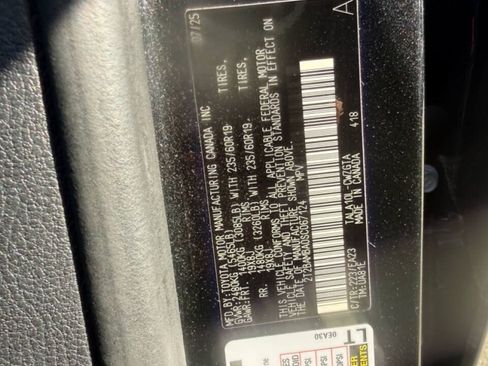 Used 2025 Lexus RX 350 FWD w/ Technology Package image 26
