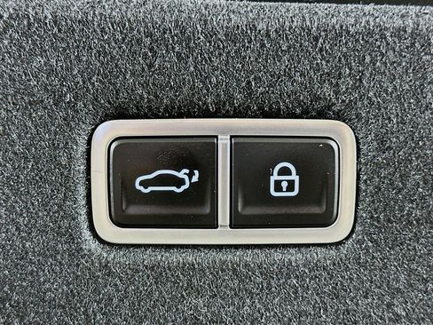 Used 2024 Hyundai Ioniq 6 SEL AWD/4WD image 30