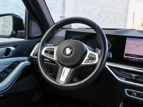 Used 2026 BMW X5 sDrive40i w/ M Sport Package image 15
