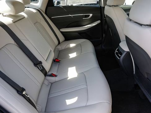 New 2026 Hyundai Sonata Limited FWD image 22