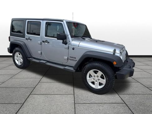 Used 2015 Jeep Wrangler Unlimited Sport w/ Quick Order Package 24S AWD/4WD image 7