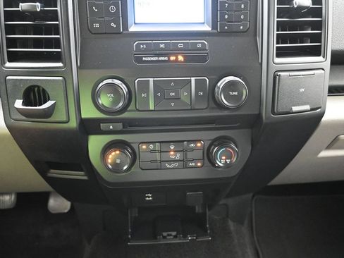 Used 2018 Ford F150 XL w/ Equipment Group 101A Mid RWD image 18