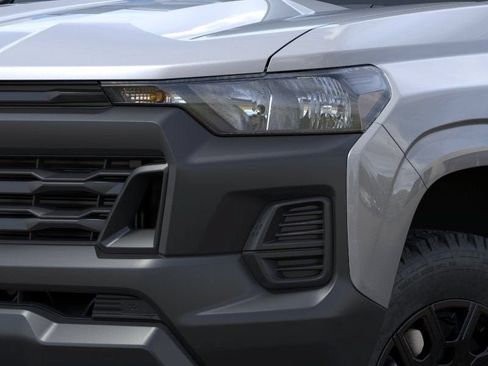 New 2026 Chevrolet Colorado W/T w/ WT Custom Package AWD/4WD image 11