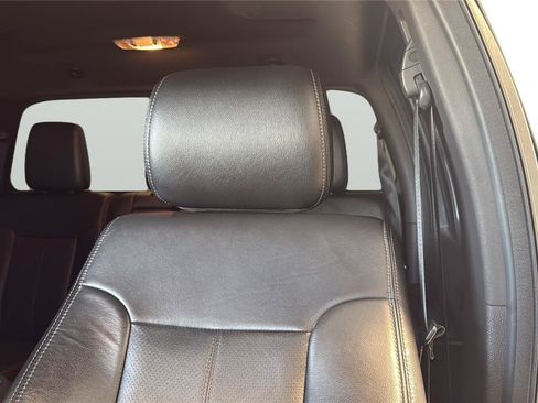 Used 2016 Ford F250 Lariat w/ Chrome Package image 26