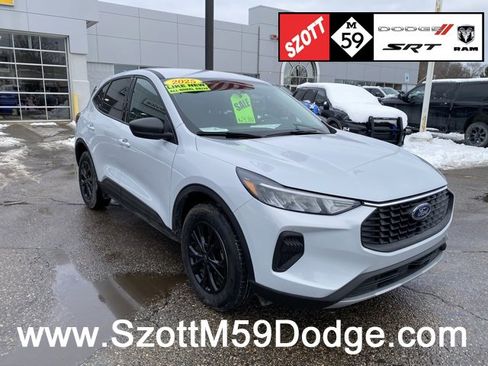 Used 2025 Ford Escape Active image 1