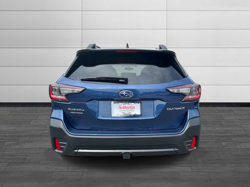 Used 2022 Subaru Outback Premium AWD/4WD image 4