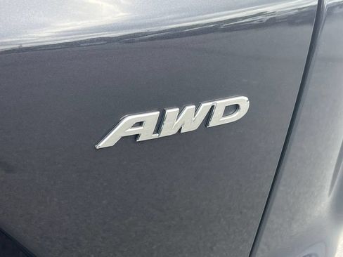 Used 2018 Honda CR-V EX image 16