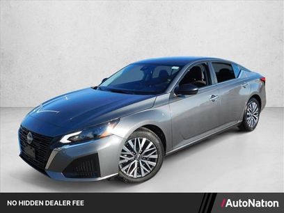 Used 2025 Nissan Altima 2.5 SV