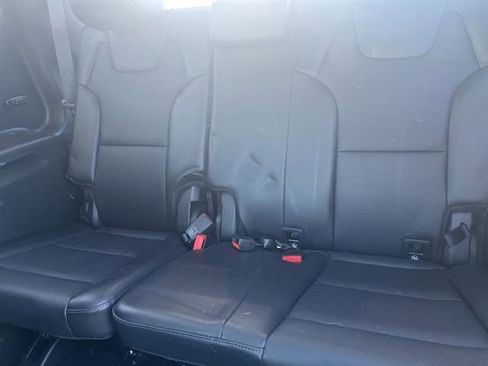 Used 2020 Kia Telluride SX w/ SX Prestige Package image 16