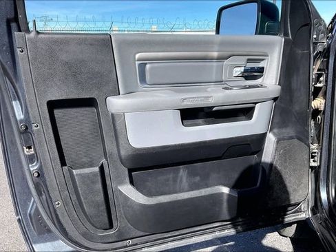 Used 2017 RAM 1500 Tradesman w/ Power & Remote Entry Group image 18