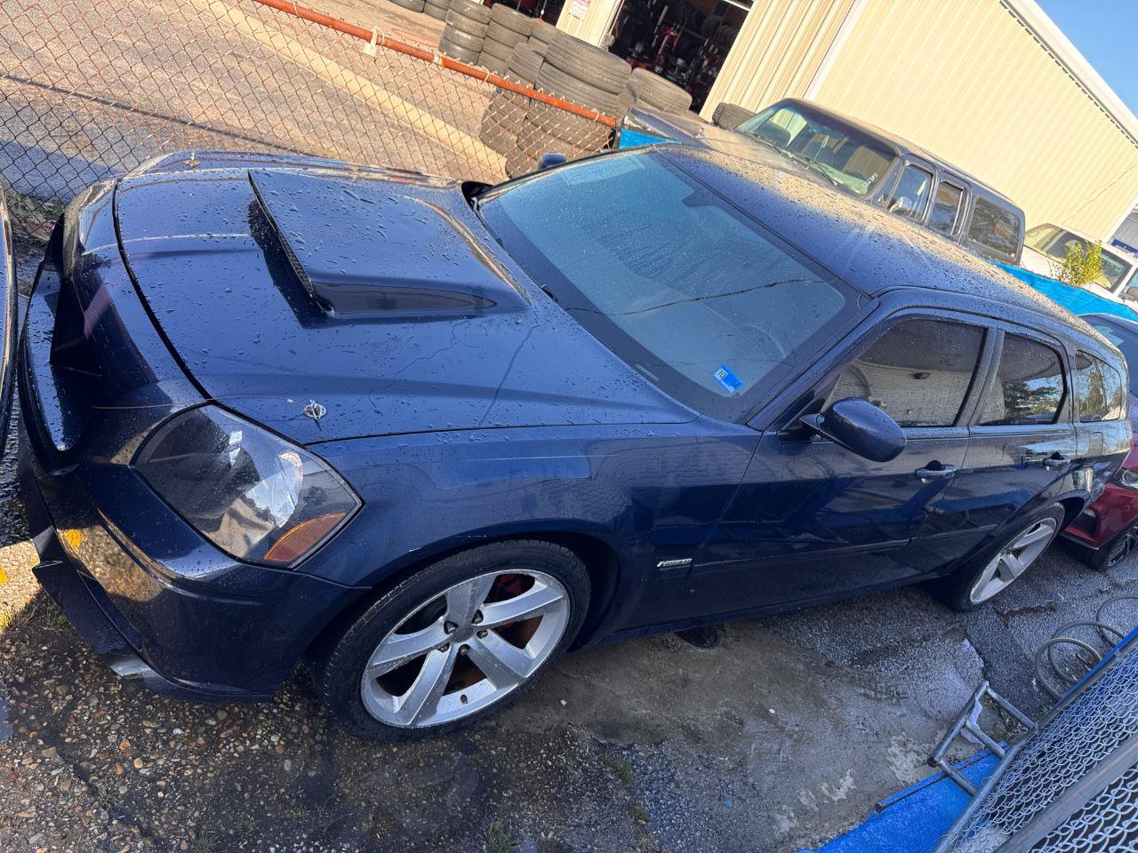 Used 2005 Dodge Magnum R/T w/ Convenience Group II RWD image 6