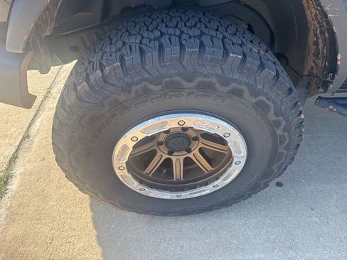 Used 2022 Ford Bronco 2-Door image 6