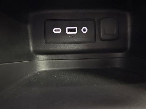 Certified 2022 Chevrolet Equinox LS w/ LS Convenience Package image 30