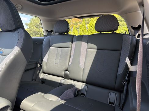 Used 2026 MINI Cooper 2-Door Hardtop FWD image 9