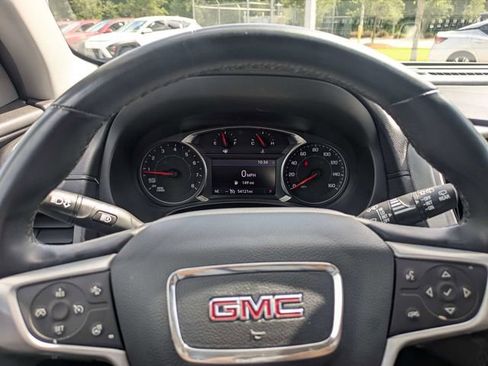 Used 2024 GMC Terrain SLT FWD image 29