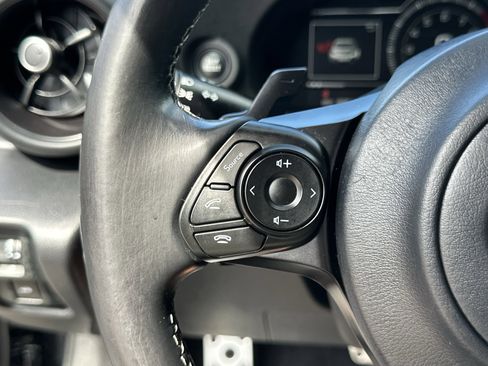 Used 2022 Toyota GR86 Premium image 24