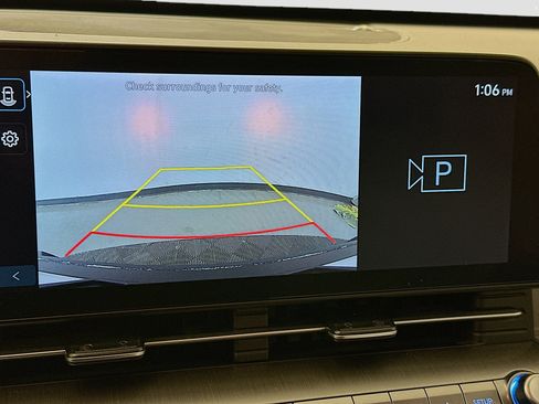 Used 2024 Hyundai Kona SEL image 23